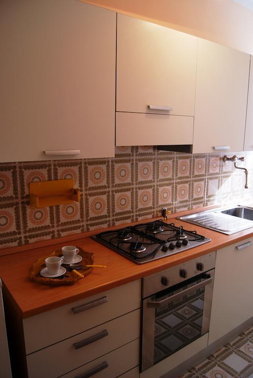 La Terrazza Tra Pini E Mare Apartman San Bartolomeo al Mare Szoba fotó